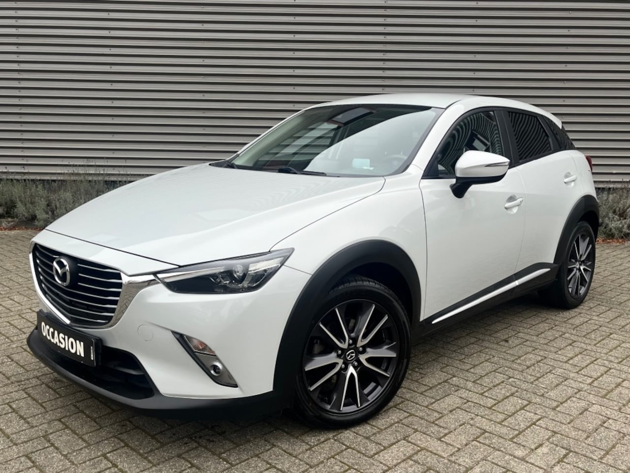 Mazda CX-3 - 2.0 SkyActiv-G 120 GT-M Navi+Camera ACC HUD 18 inch Trekhaak LED - AutoWereld.nl