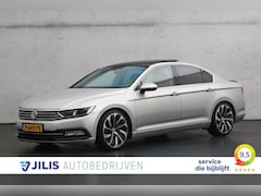 Volkswagen Passat - 1.4 TSI ACT Highline | Elektrisch glazen schuifdak | Half lederen bekleding | Adaptieve cr