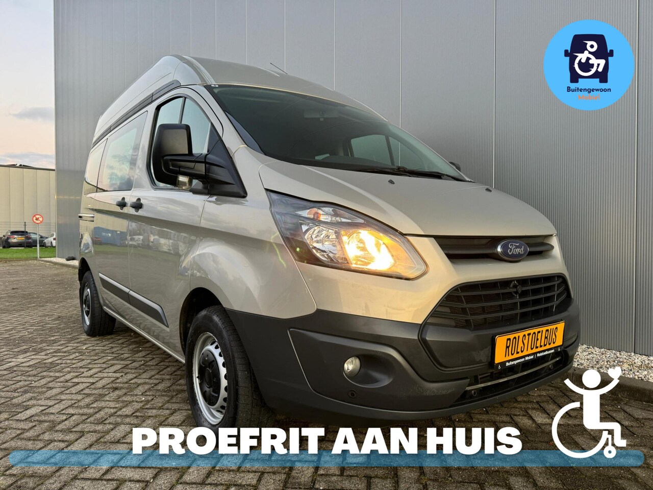 Ford Transit Custom - Beige Rolstoelbus AIRCO Lengte 1 Hoogte 2 - AutoWereld.nl