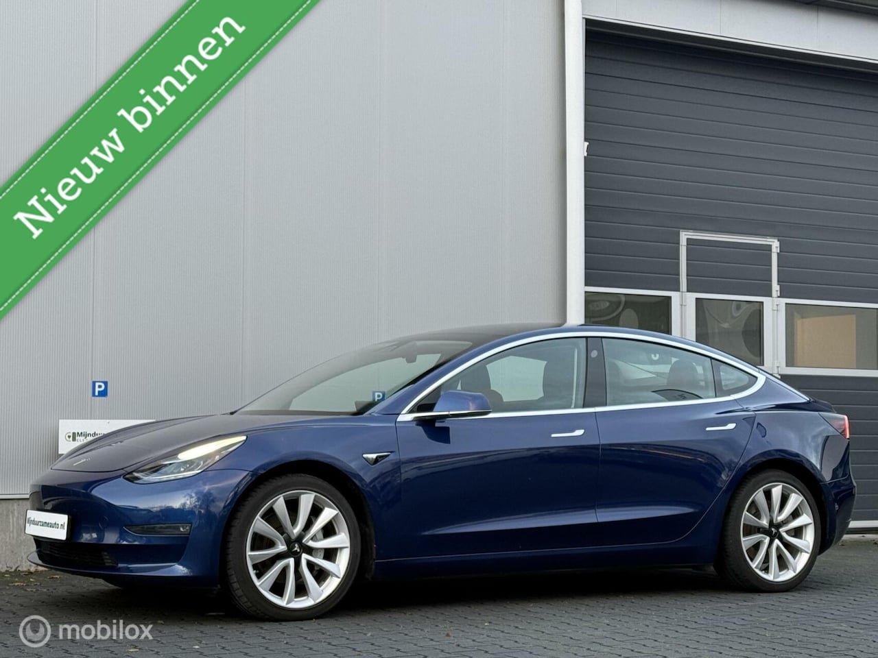 Tesla Model 3 - Long Range RWD Long Range AWD 75 kWh - met FSD - Trekhaak - AutoWereld.nl