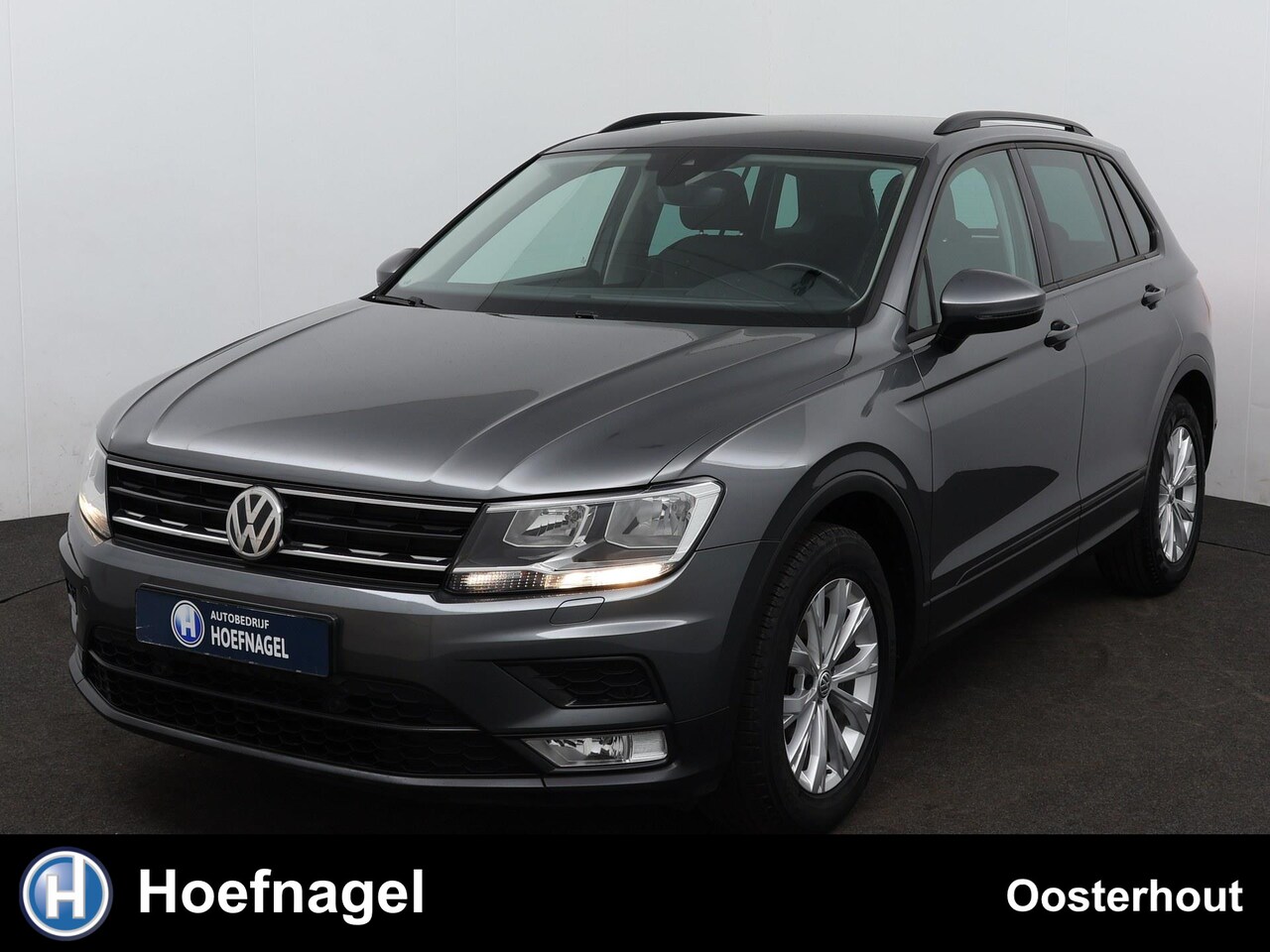 Volkswagen Tiguan - 1.4 TSI ACT Connected Series Trekhaak | Navigatie | Parkeersensoren | Stoelverwarming - AutoWereld.nl