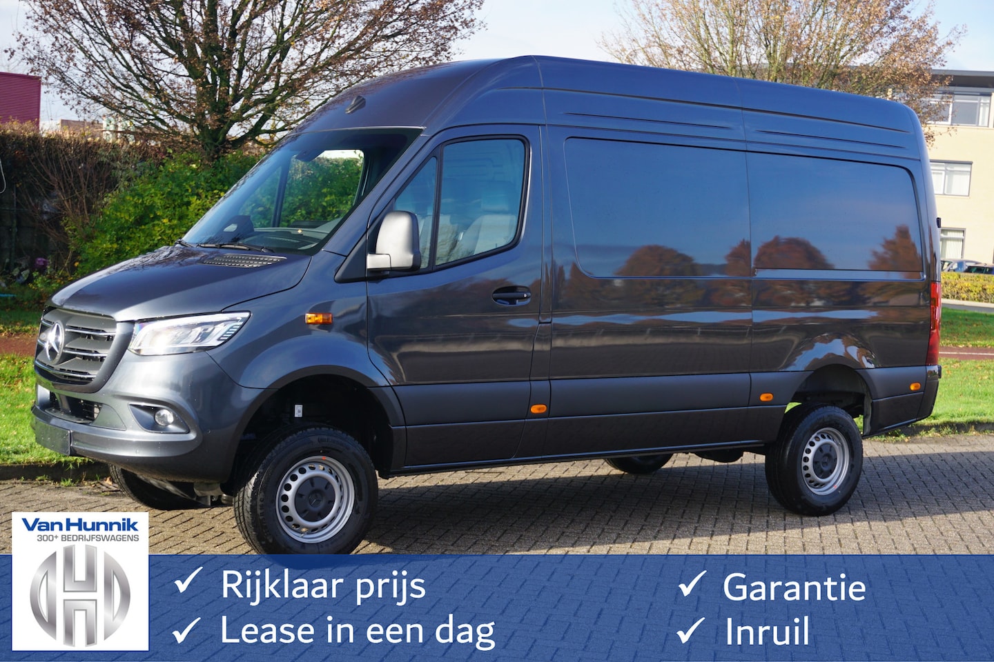 Mercedes-Benz Sprinter - 319CDI L2H2 4x4!! LED, 10.25" Mbux, Camera, Distronic, Gev Stoel!! NR. 601 - AutoWereld.nl