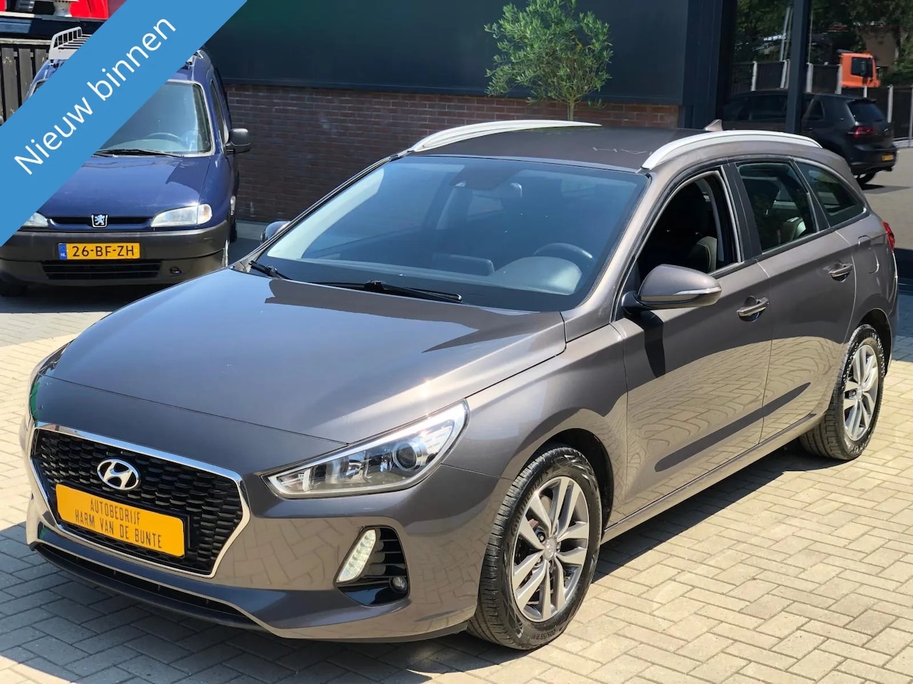 Hyundai i30 Wagon - 1.4 T-GDI Premium 1.4 T-GDI Premium - AutoWereld.nl