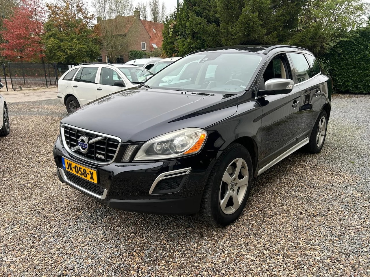 Volvo XC60 - 2.4D R-Design - AutoWereld.nl