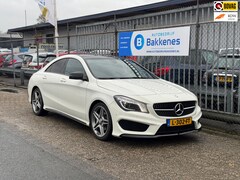 Mercedes-Benz CLA-Klasse - 180 Ambition | AMG-pakket| Panorama schuifdak