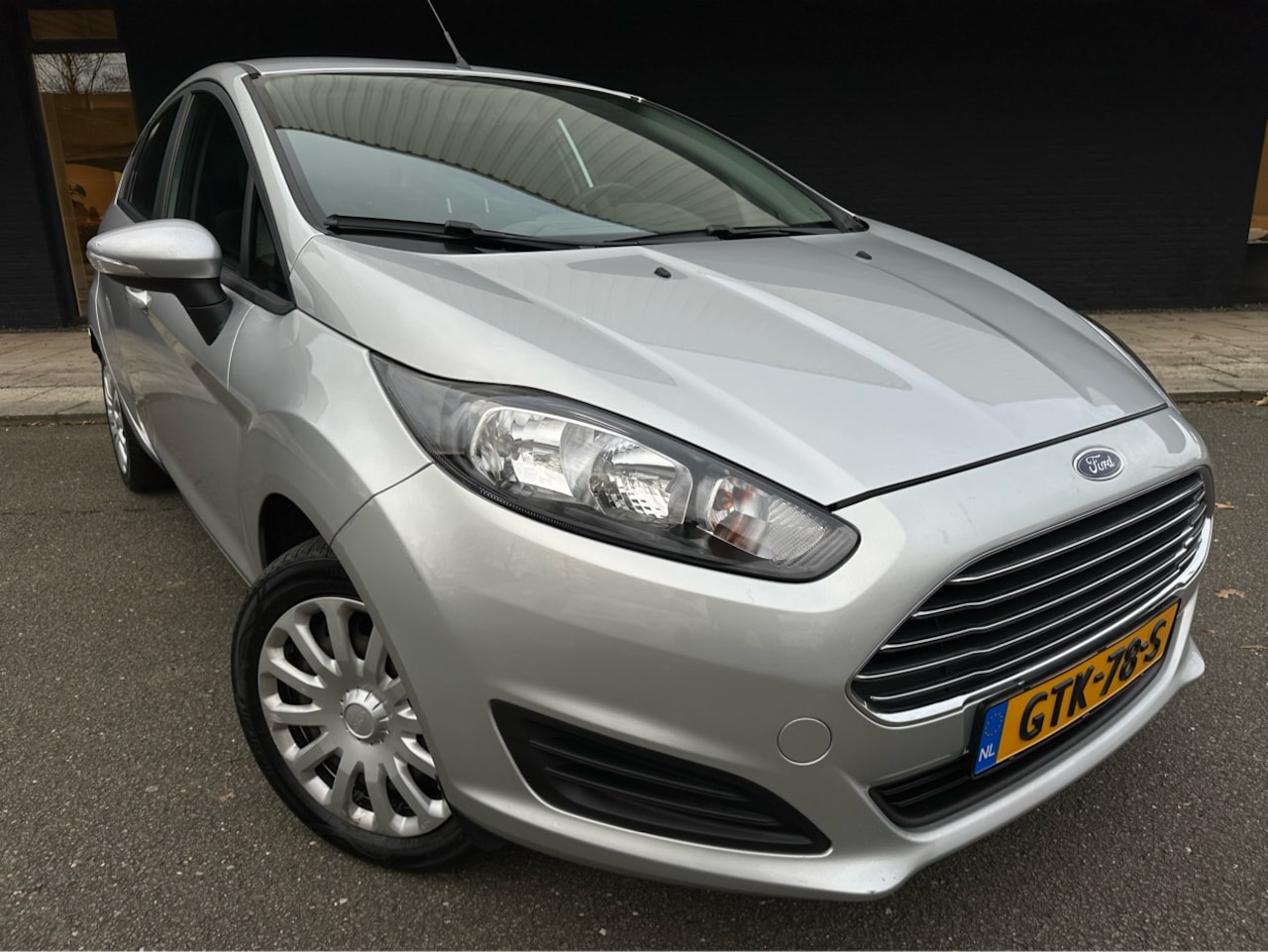 Ford Fiesta - 1.0 Style // Nieuwe distributieriem // - AutoWereld.nl