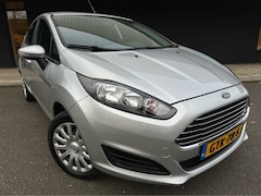 Ford Fiesta - 1.0 Style // Nieuwe distributieriem //