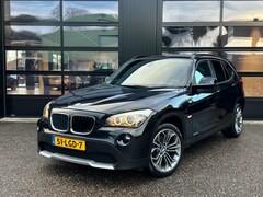 BMW X1 - SDrive18i Executive Xenon Navi Cruise Aut. Trekh