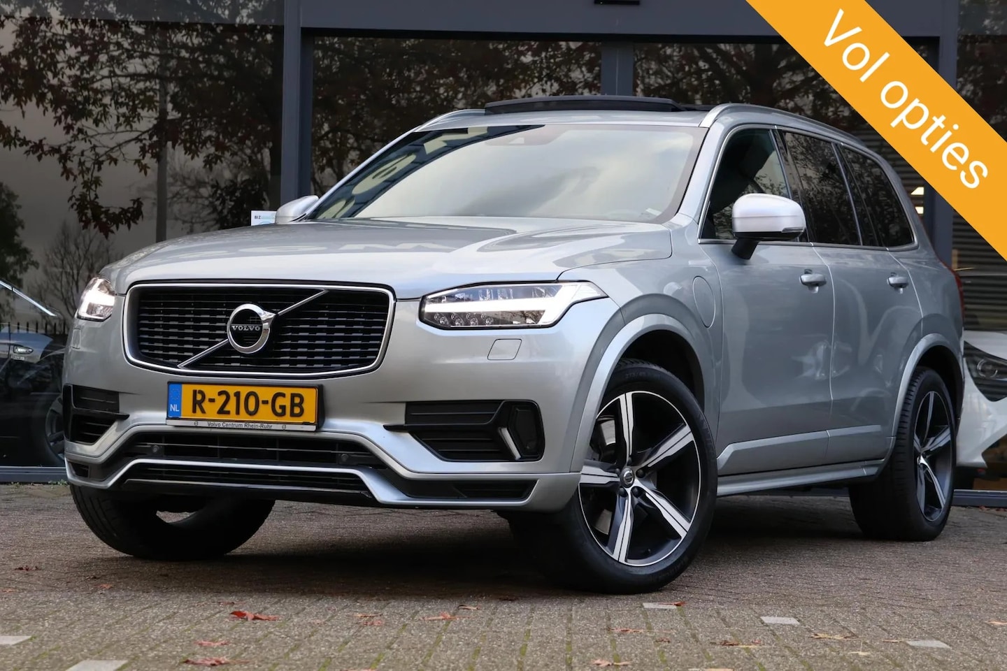 Volvo XC90 - 2.0 T8 Twin Engine AWD R-Design 2.0 T8 Twin Engine AWD R-Design - AutoWereld.nl