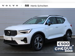 Volvo XC40 - B4 AUT7 197PK Plus Dark, Verwarmbare Voorruit, Semi Elektrisch Inklapbare Trekhaak, Apple