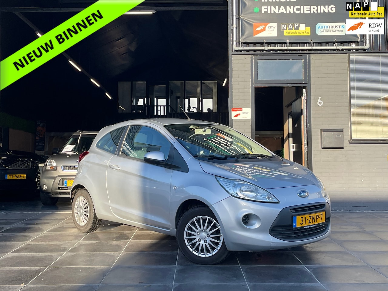 Ford Ka - 1.2 Champions Edition start/stop|Airco|Elek. Ram|APK - AutoWereld.nl