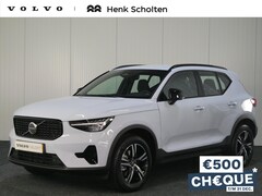 Volvo XC40 - B4 AUT7 197PK Plus Dark, Adaptieve Cruise Control, Pilot Assist, Harman/Kardon Audiosystee