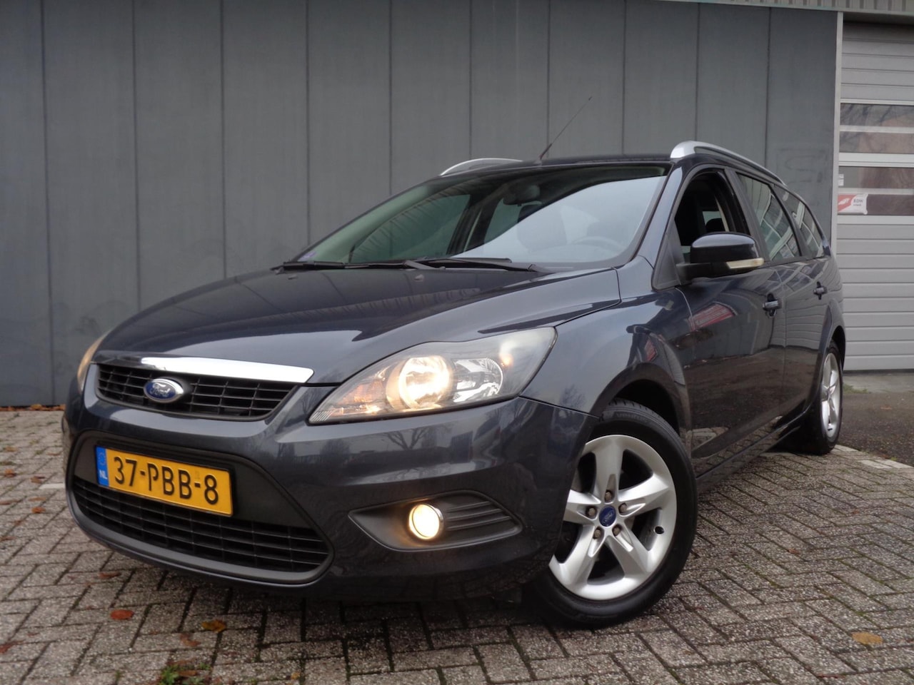 Ford Focus Wagon - 1.6i 16V Comfort 2 Eig,Onderhoudsboekje. - AutoWereld.nl