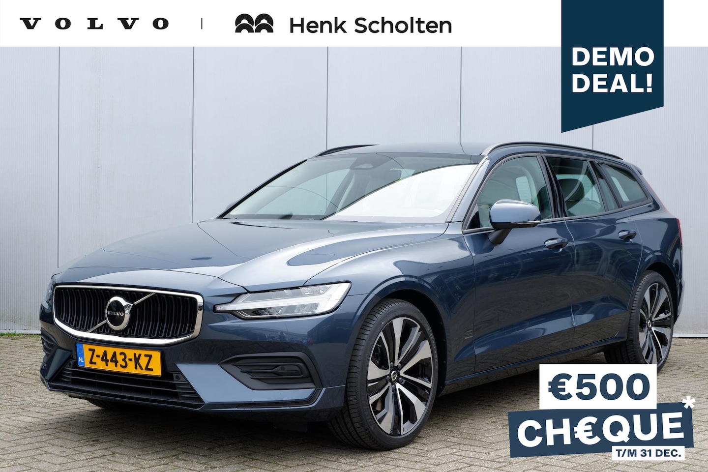 Volvo V60 - B3 AUT7 163PK Essential Edition, 723 Denim Blue Metallic, UA00 Moritz Leder Blond, Park As - AutoWereld.nl