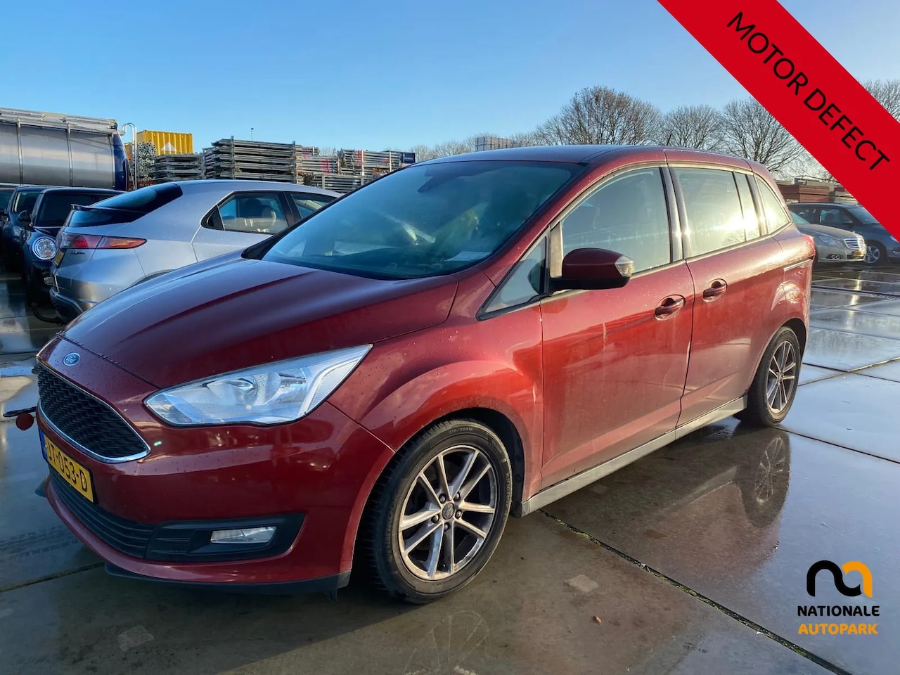 Ford Grand C-Max - 2016 * 1.0 Trend 7p. * 187.D km * MOTORSCHADE - AutoWereld.nl