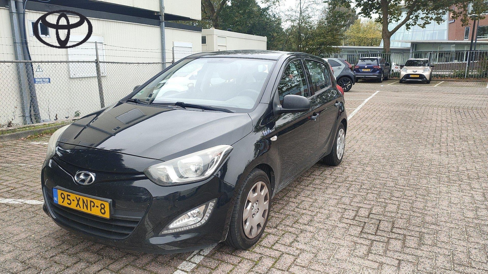 Hyundai i20 - 1.2i Business Edition 1.2i Business Edition - AutoWereld.nl