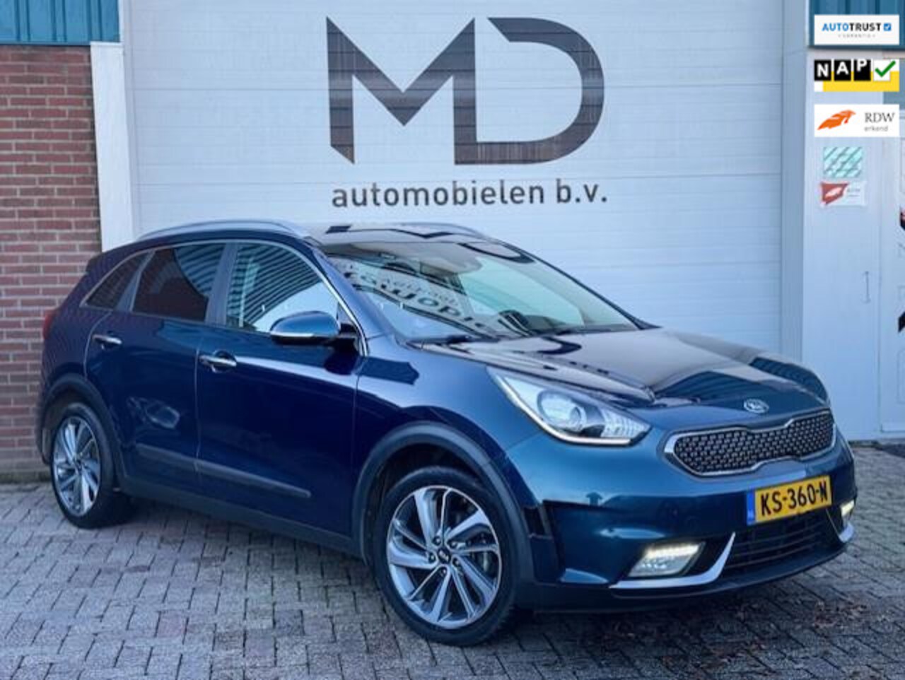 Kia Niro - 1.6 GDi Hybrid First Edition / Dealer onderhouden - AutoWereld.nl