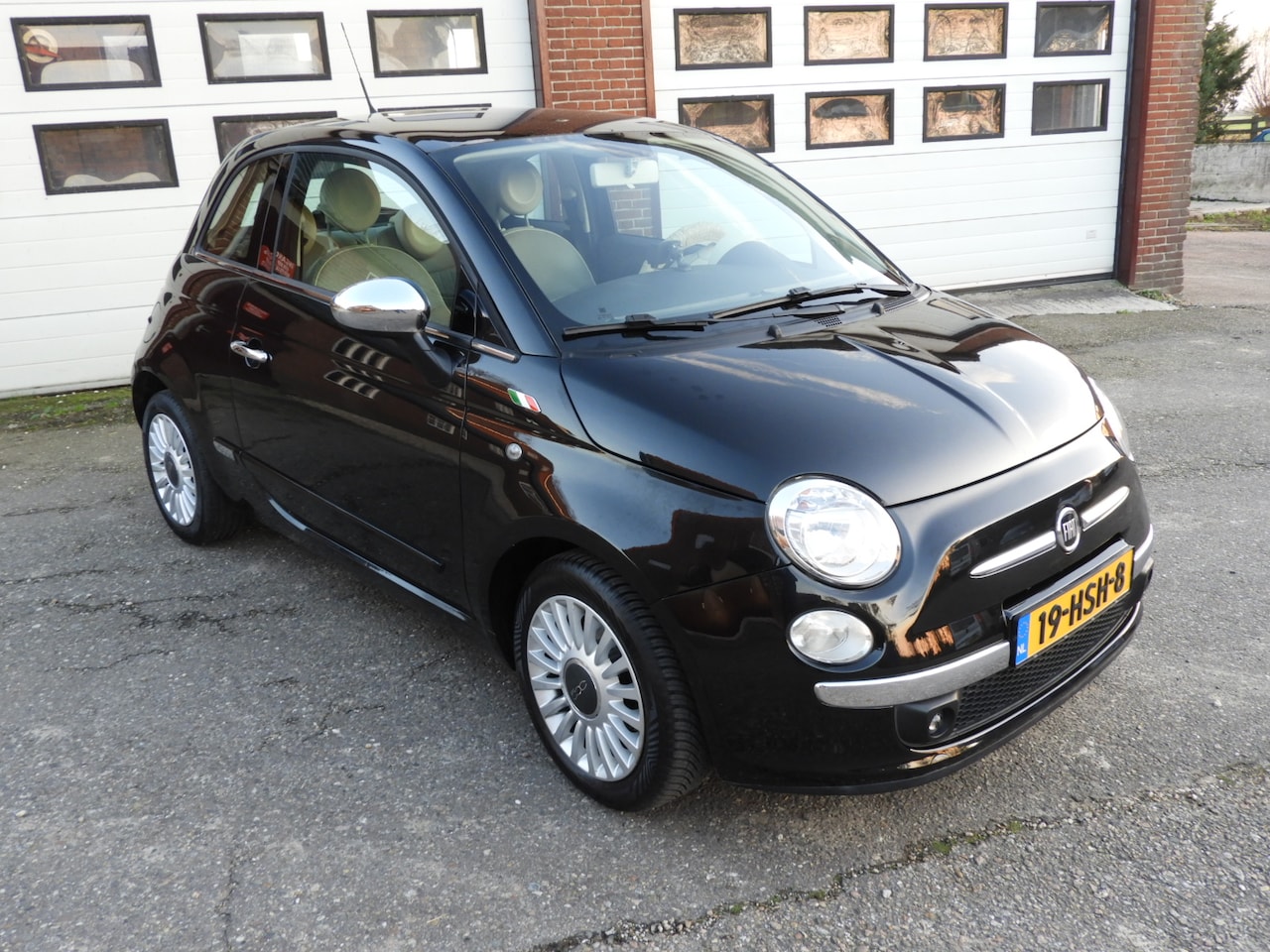 Fiat 500 - 1.2 Lounge Panodak en airco - AutoWereld.nl