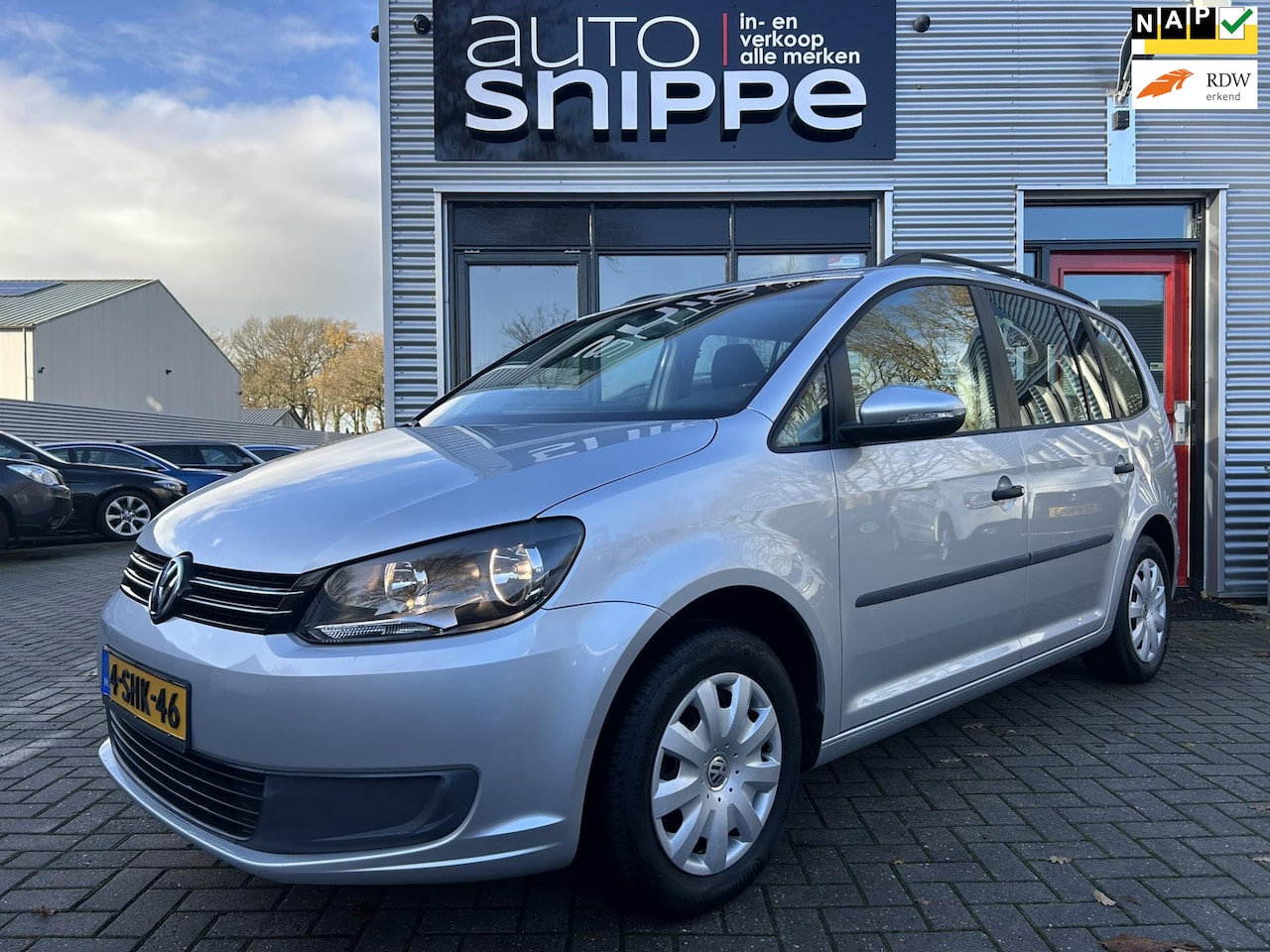 Volkswagen Touran - 1.2 TSI Trendline BlueMotion -AIRCO-CRUISECONTROL-NAVI-TREKHAAK-ORIGINEEL NEDERLANDS!-111. - AutoWereld.nl