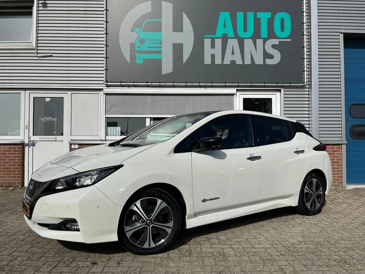 Nissan LEAF - Tekna 40 kWh | Apple carplay | leder | 360 - AutoWereld.nl