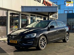 Volvo V60 - 2.4 D6 AWD Plug-In Hybrid Summum|Navigatie|Camera