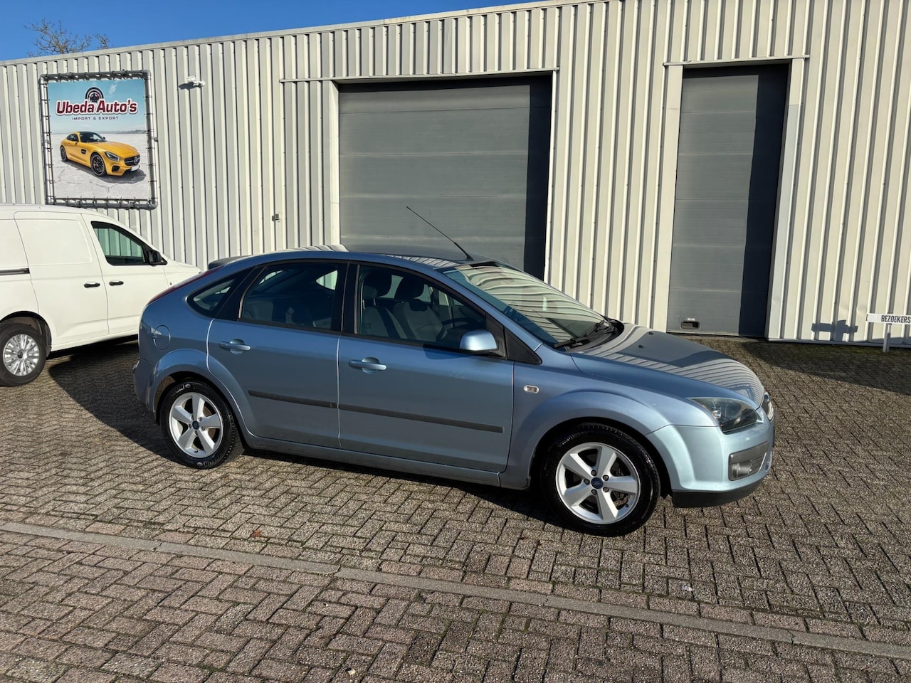 Ford Focus - 1.6-16V Futura 5 DEURS KM 199164--1750E--APK 8,2025 - AutoWereld.nl