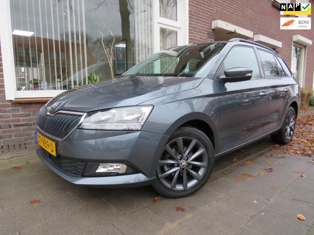 Skoda Fabia Combi - 1.0 TSI Business Edition Clima Cruise Contr. Apple car play - AutoWereld.nl