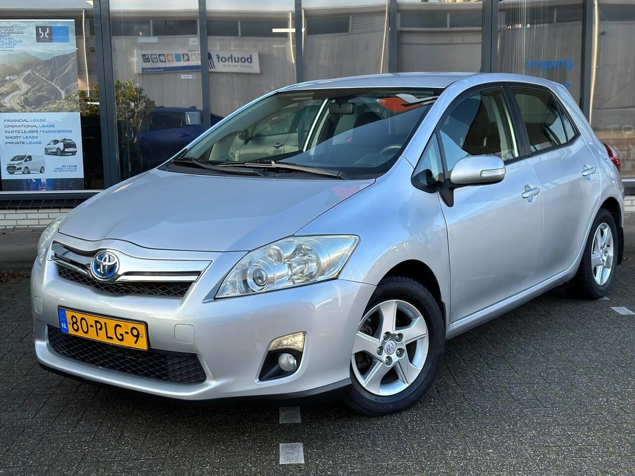 Toyota Auris - 1.8 Full Hybrid Aspiration 1.8 Full Hybrid Aspiration - AutoWereld.nl