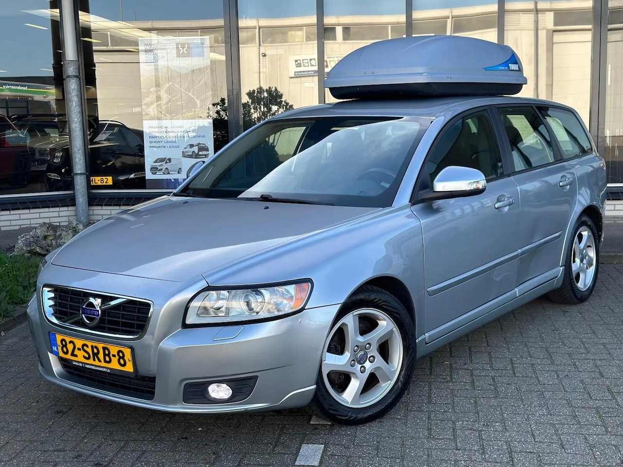 Volvo V50 - 1.6 D2 S/S Kinetic 1.6 D2 S/S Kinetic - AutoWereld.nl