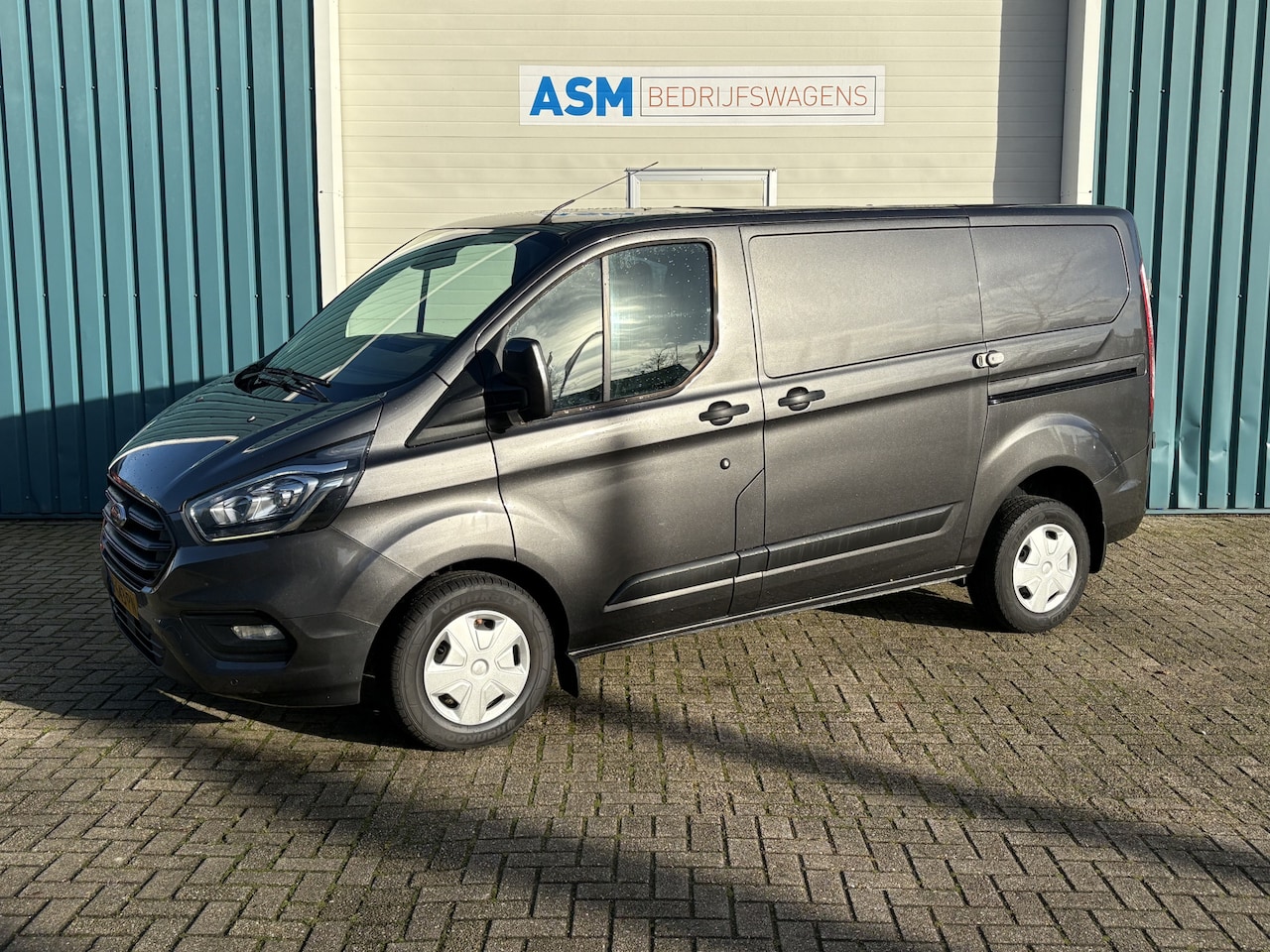 Ford Transit Custom - 280 2.0 105Pk TDCI L1H1 Trend / Cruise / Airco / 2X SCHUIFDEUR / Trekhaak / Apk t/m 11-04- - AutoWereld.nl