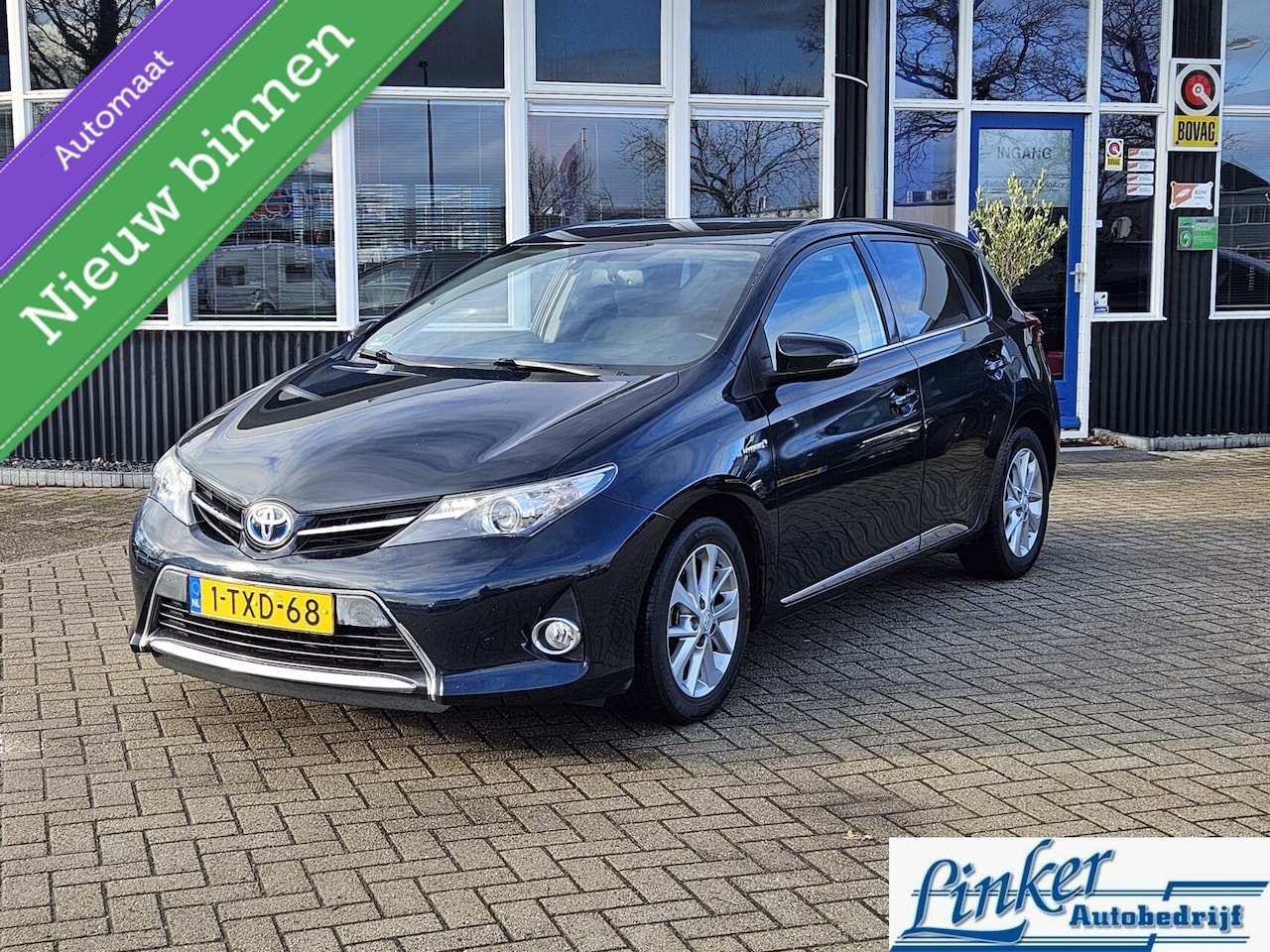 Toyota Auris - 1.8 Hybrid Dynamic NAVI CRUISE CAMERE GEEN AFLEVERKOSTEN - AutoWereld.nl