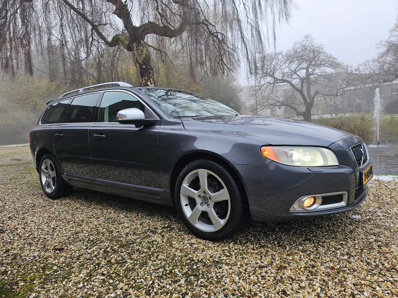 Volvo V70 - 3.0 T6 AWD SUMMUM FULL-OPTiON XENON DAK LEDER - AutoWereld.nl