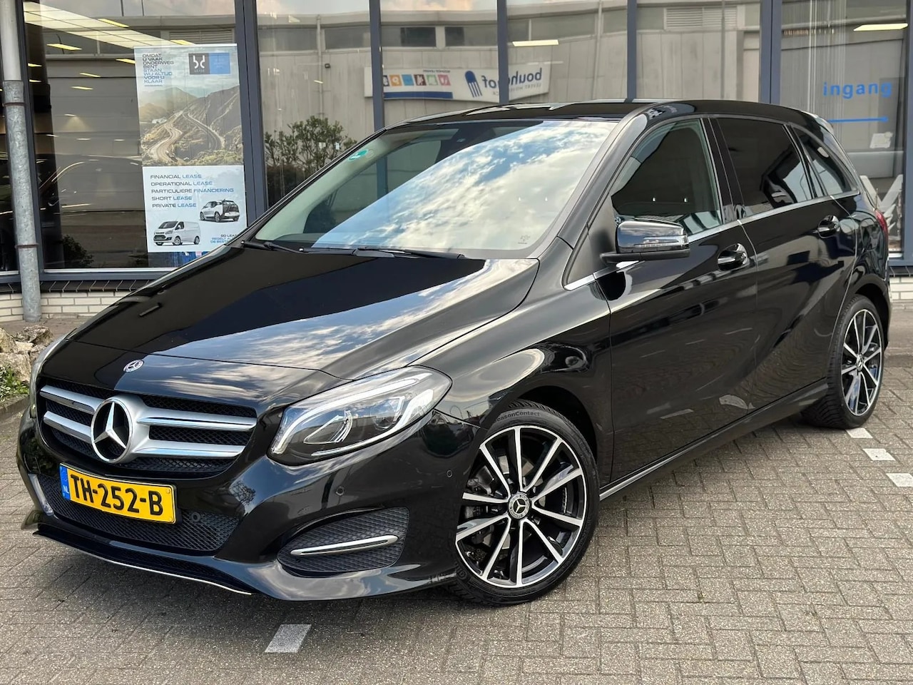 Mercedes-Benz B-klasse - 180 Ambition 180 Ambition - AutoWereld.nl