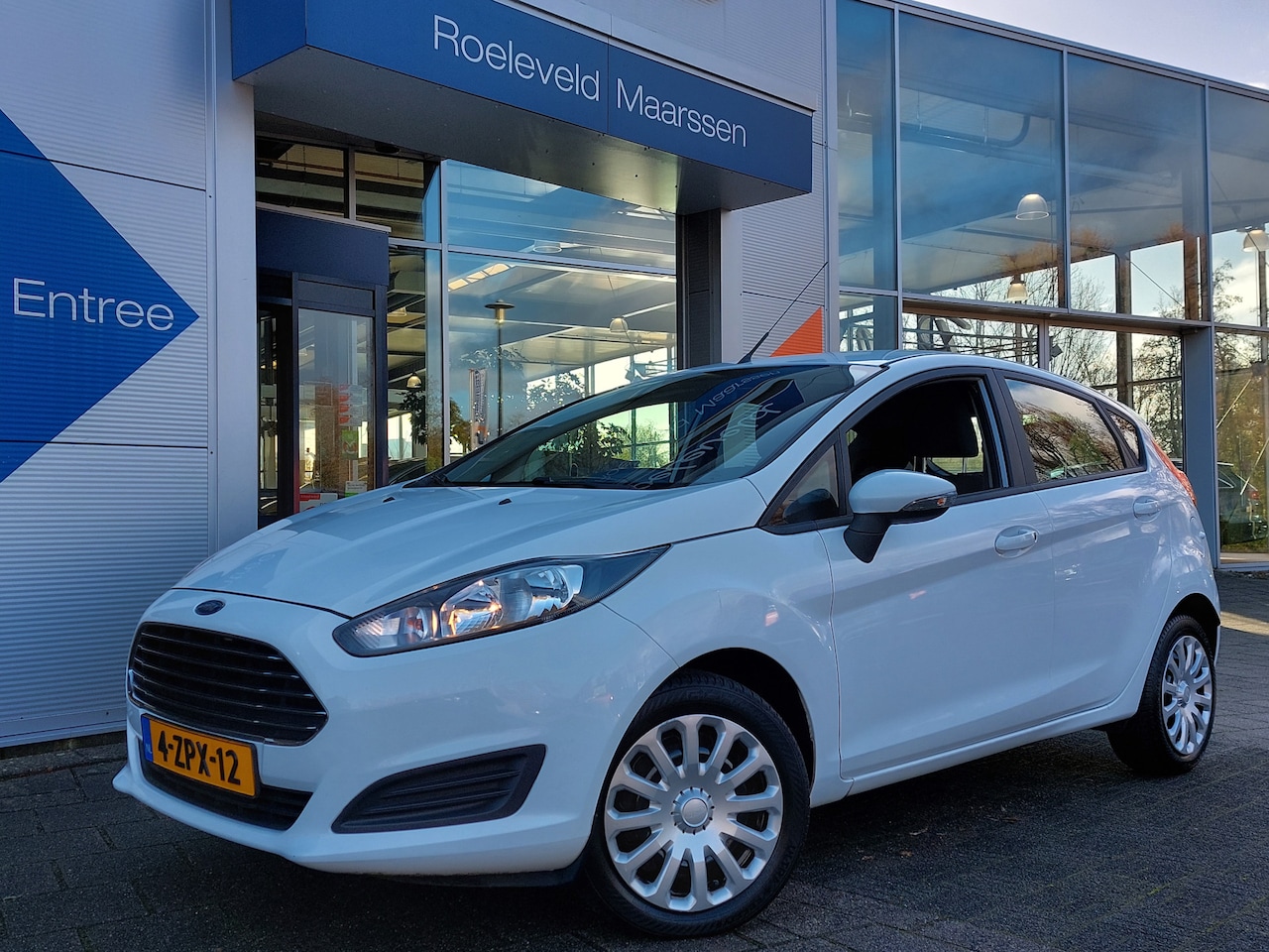 Ford Fiesta - 1.0 DuraTec 65pk Style Technologie-Pack 5-Deurs | Navi | Bluetooth Carkit+Streaming | Airc - AutoWereld.nl