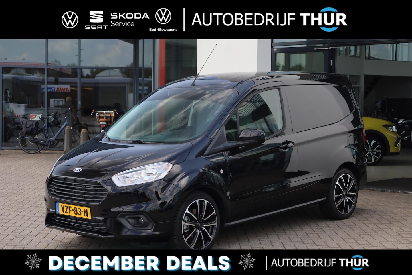 Ford Transit Courier - 1.0 Limited EcoBoost S&S 100PK / 74kW Navigatie, 15'' LMV, climatronic, armsteun, scheidin - AutoWereld.nl