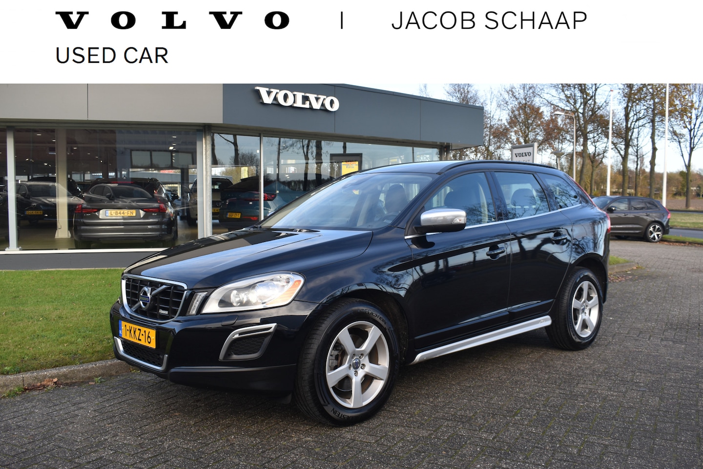 Volvo XC60 - T5 241PK Automaat R-Design | Trekhaak | Camera | Leder | Stoelverwarming | 18"LMV | Elektr - AutoWereld.nl