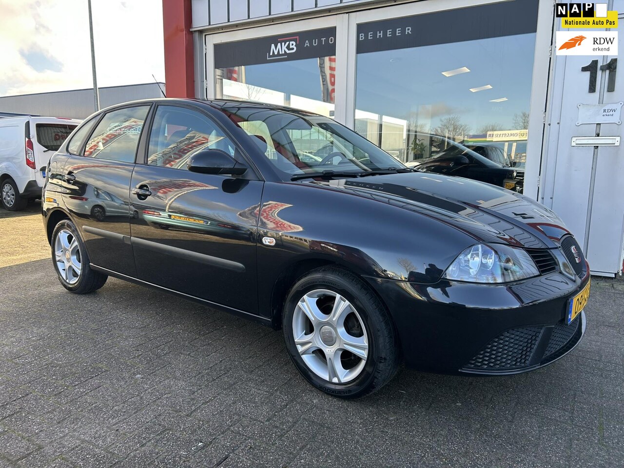 Seat Ibiza - 1.4 Beat Airco/CruiseControl/85KM - AutoWereld.nl