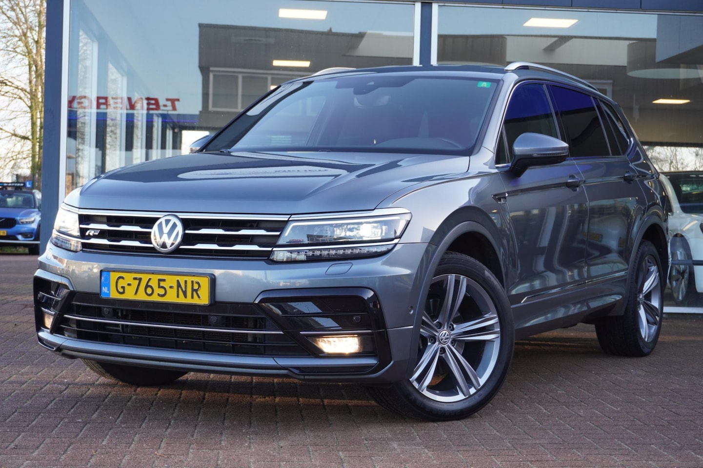 Volkswagen Tiguan Allspace - 1.5 TSI Highline Business Rline / R-Line | Automaat | Airco | Navigatie | Elek.pakket | Vo - AutoWereld.nl