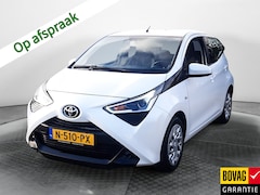 Toyota Aygo - 1.0 VVT-i x-play (73 PK) 1e-Eig, Toyota-Dealer-Onderh, 12-Mnd-BOVAG, NL-Auto, Navigatie/Ap