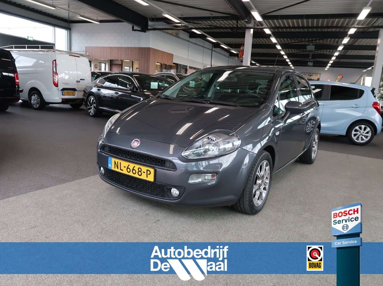 Fiat Punto Evo - 0.9T 100pk 6bak Lounge 5-drs. CRUISE/CLIMA/MEDIA/PDC/16INCH/47.000KM!! - AutoWereld.nl