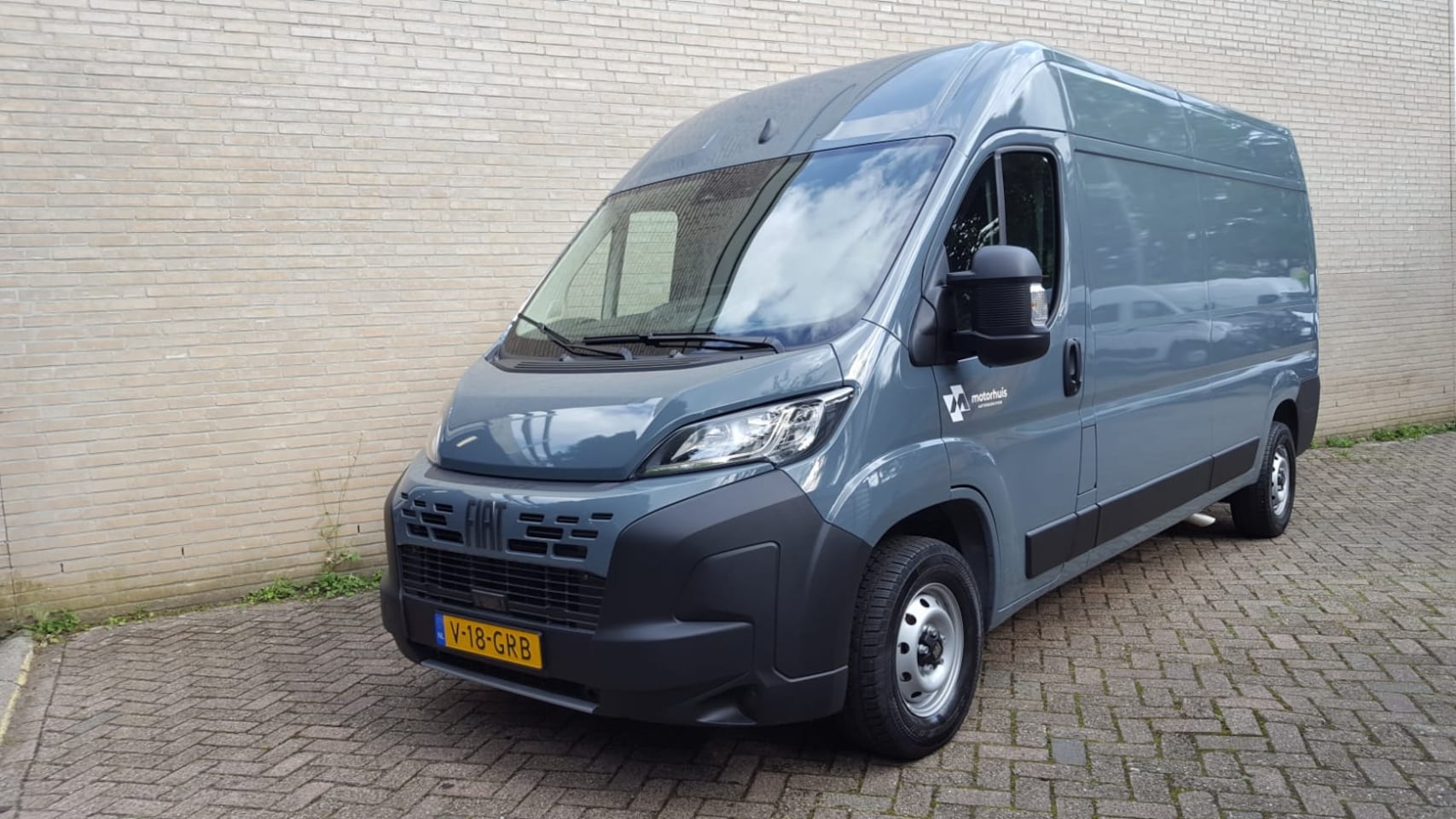 Fiat Ducato - GB 2.2 MJ 140pk L3H2 / 3 Zits / Navi / Camera / Airco - AutoWereld.nl