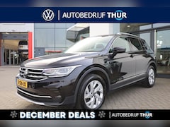 Volkswagen Tiguan - 1.4 TSI eHybrid 245PK / 180kW, Elegance, Wegklapbare trekhaak, achteruitrijcamera, winterp