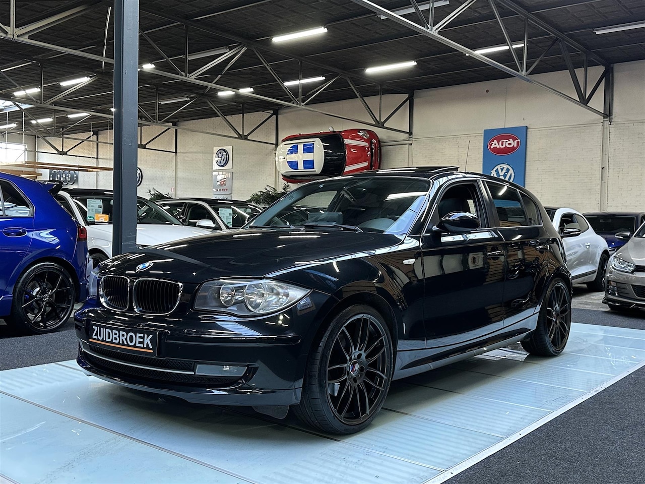 BMW 1-serie - 120i LCI 5-Deurs LEER Clima CARPLAY Cruise YOUNGTIMER - AutoWereld.nl