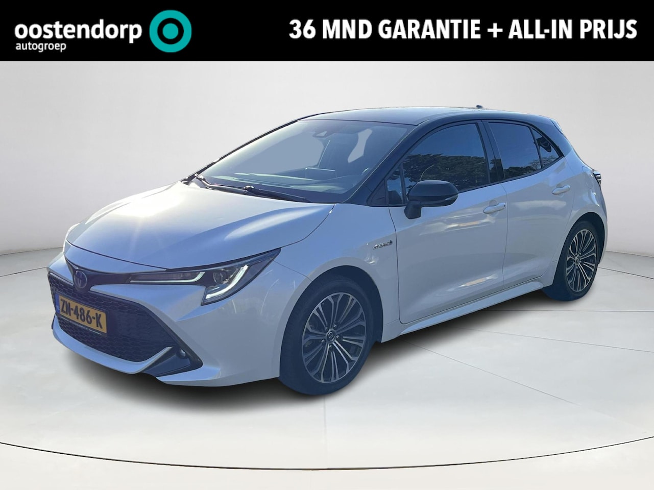 Toyota Corolla - 1.8 Hybride Style Bi-Tone | Navigatie | Apple CarPlay/Android auto | Stuurwielverwarming | - AutoWereld.nl