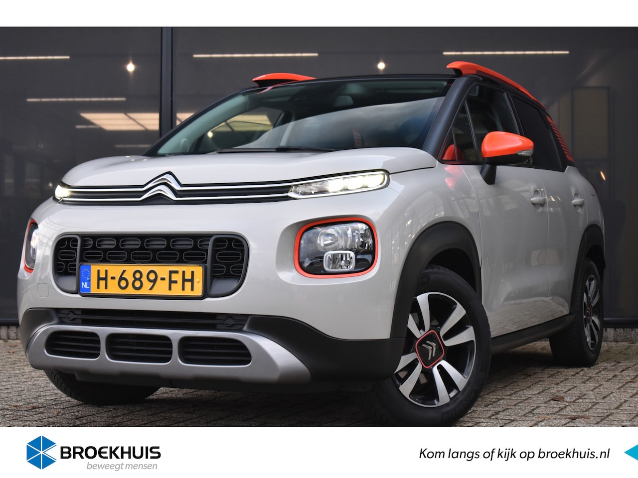 Citroën C3 Aircross - 1.2 PureTech Shine 110pk Automaat | Navigatie | Stoelverwarming | Achteruitrijcamera | All - AutoWereld.nl