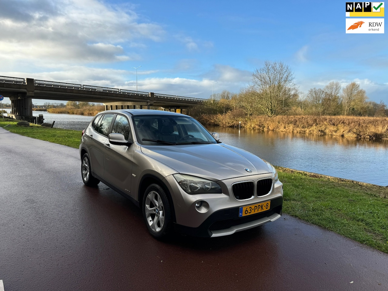 BMW X1 - SDrive18i Executive|Automaat|Pano| - AutoWereld.nl