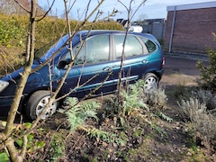 Renault Scénic - 1.9 dCi Dynamique