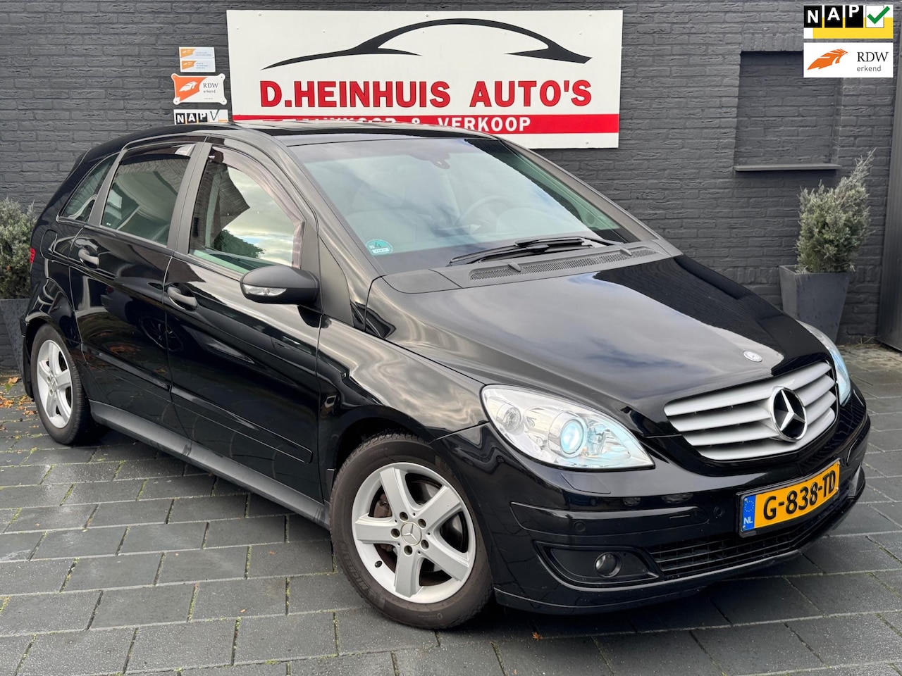 Mercedes-Benz B-klasse - 200 *AUTOMAAT*NETJES&VEEL OPTIES* - AutoWereld.nl