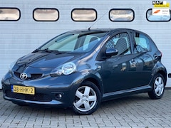 Toyota Aygo - 1.0-12V Sport AUTOMAAT 5 DEURS AIRCO NAP KILOMETERS