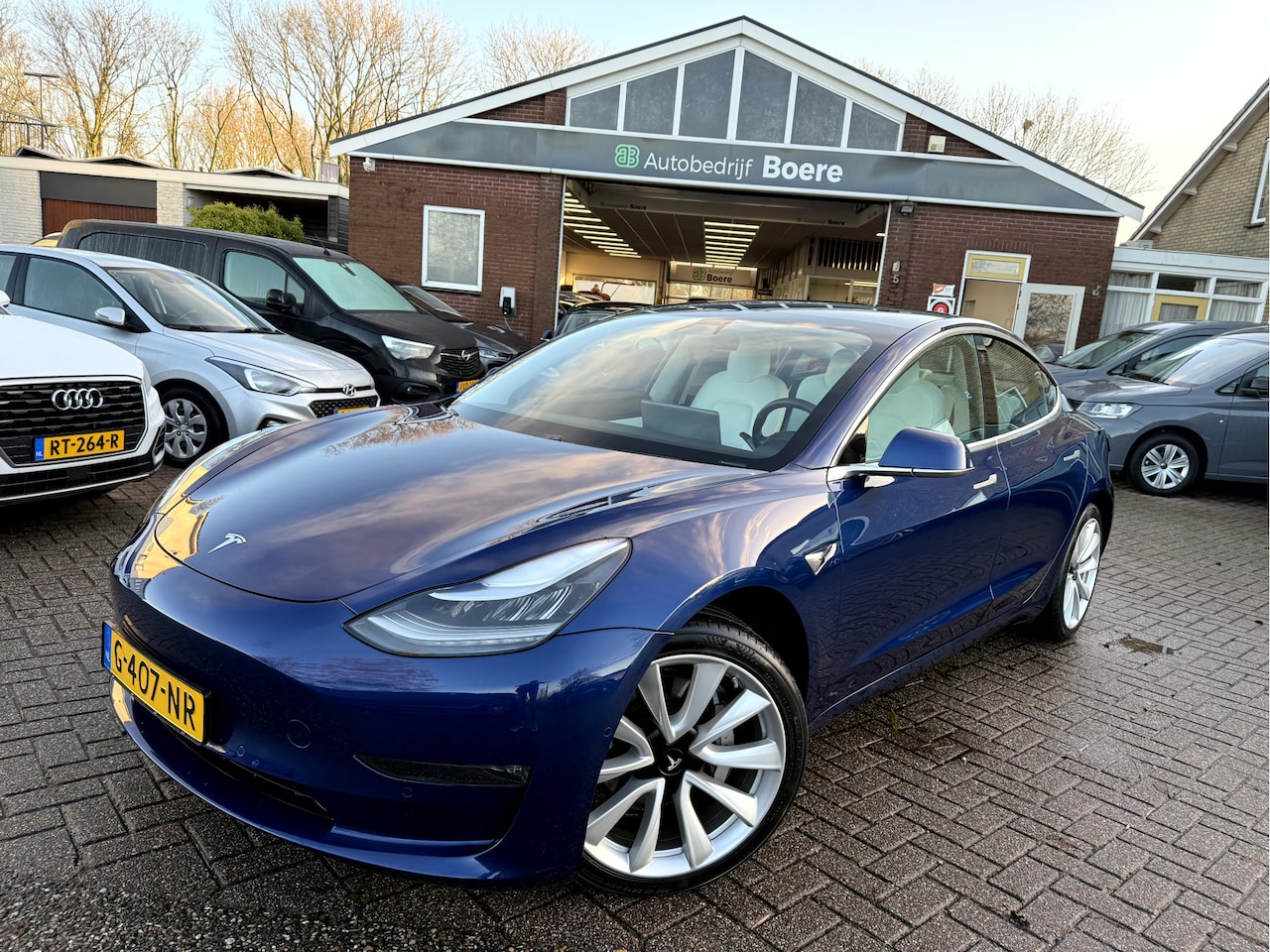 Tesla Model 3 - Long Range RWD Long Range AWD 19''Lmv, Pano-dak, Camera - AutoWereld.nl